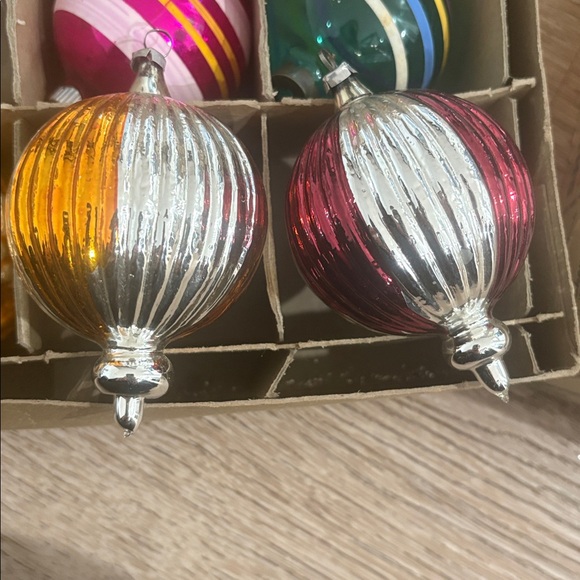 Vintage Glass Christmas Ornaments Mixed Colors Germany Shiny Brite Style - Picture 11 of 16